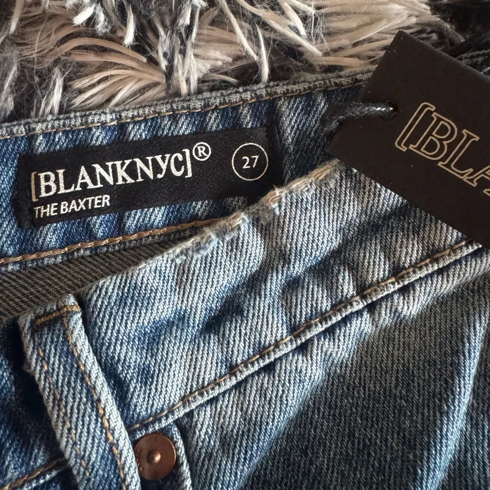 Blank NYC Women’s Baxter Ribcage Straight High Waisted Jeans NWT Size 27 - Picture 7 of 10
